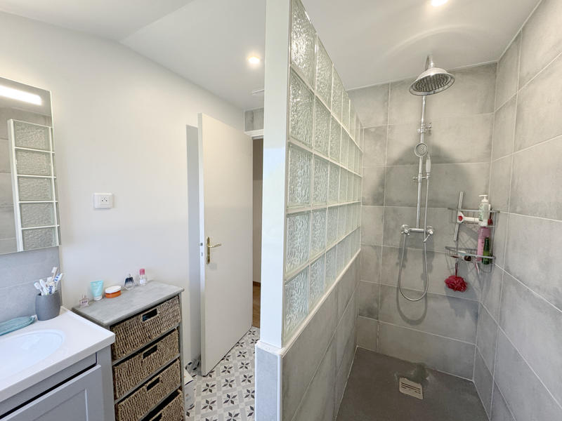 Maison - 209 m² - 8 pièces