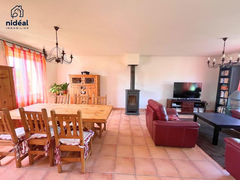 Maison - 140 m² - 7 pièces