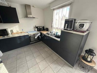 Maison - 93 m² - 5 pièces