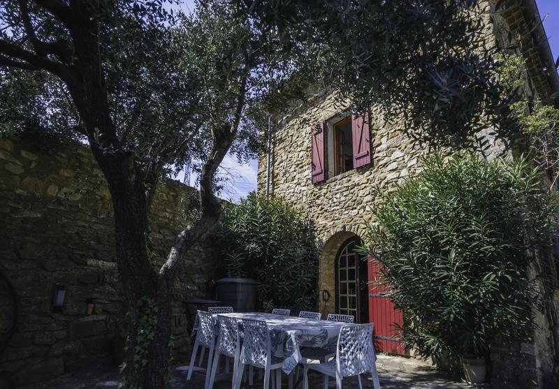 Mas - 340 m² - 17 pièces