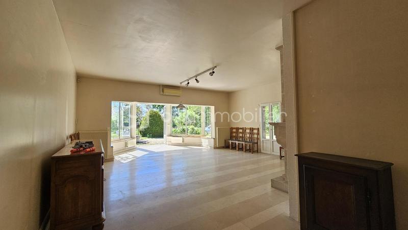 Maison - 170 m² - 6 pièces