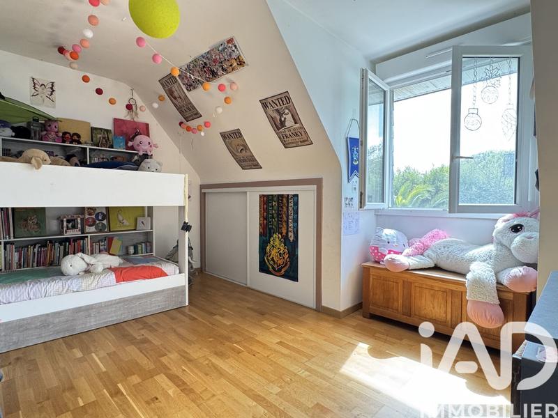 Maison - 195 m² - 6 pièces