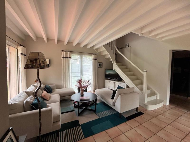 Maison - 153 m² - 5 pièces