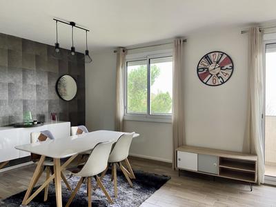 Appartement - 70 m² - 4 pièces