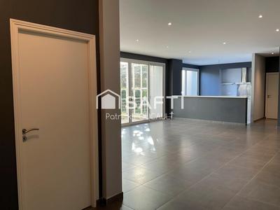 Appartement - 164 m² - 4 pièces