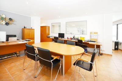 Local commercial - 156 m² - 4 pièces