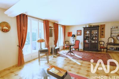 Maison - 192 m² - 8 pièces