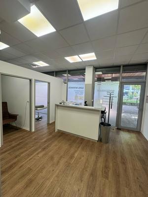 Local commercial - 140 m²