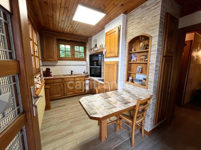 Maison - 140 m² - 5 pièces