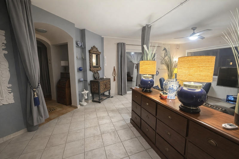 Maison - 283 m² - 7 pièces