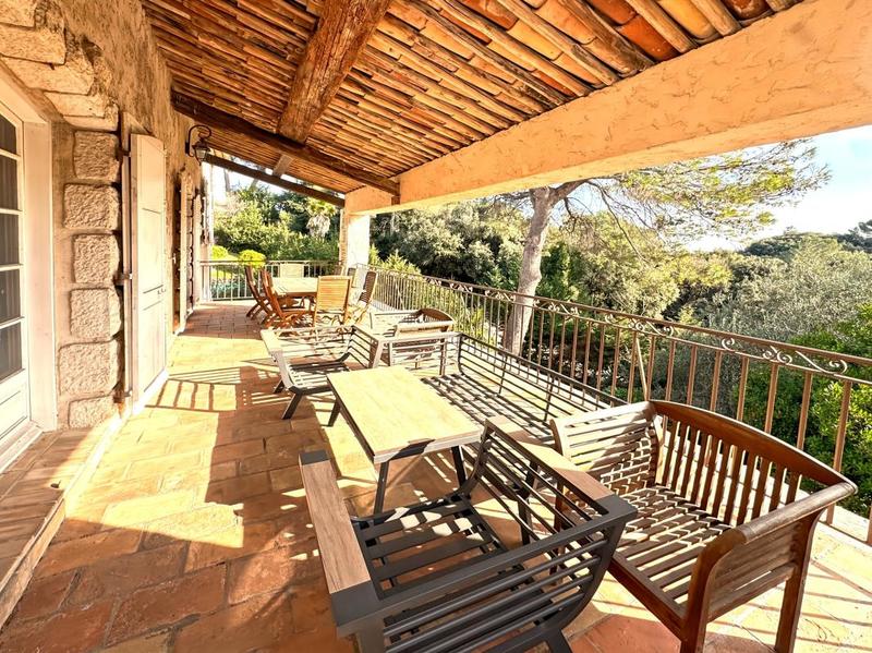 Villa - 180 m² - 5 pièces