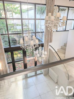 Maison - 182 m² - 6 pièces