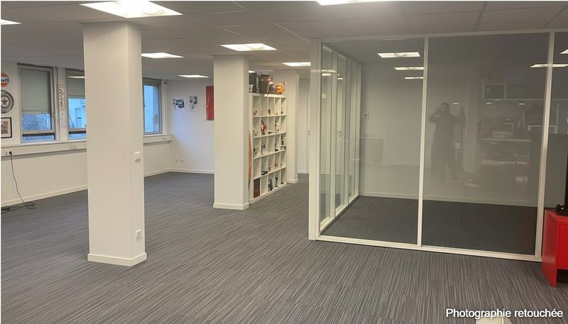 Bureau - 207 m² - 1 pièce