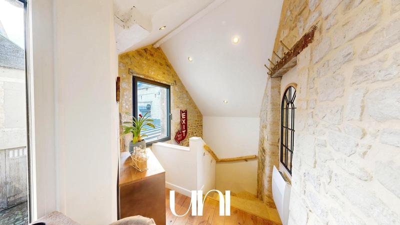 Maison - 105 m² - 4 pièces