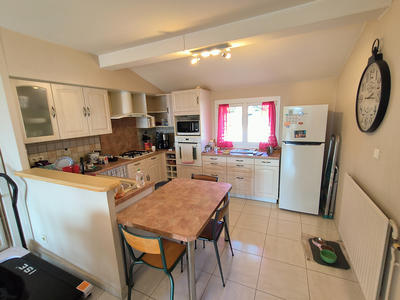 Maison - 85 m² - 4 pièces