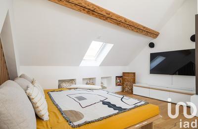 Maison de village - 210 m² - 7 pièces