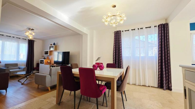 Maison - 144 m² - 6 pièces