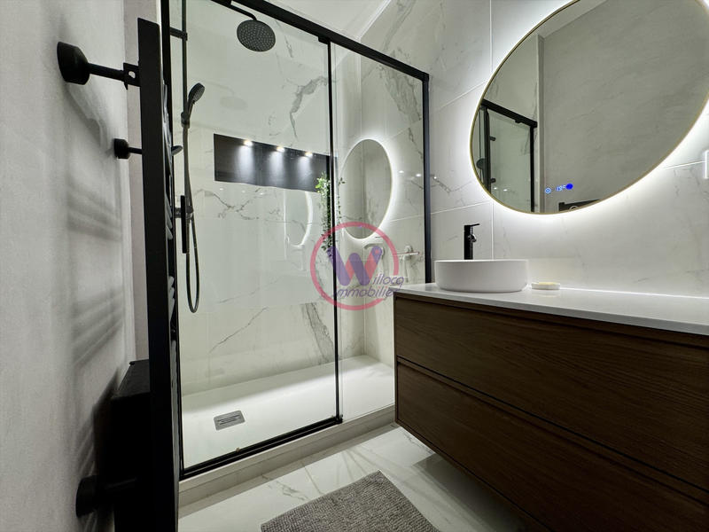 Appartement - 112 m² - 4 pièces