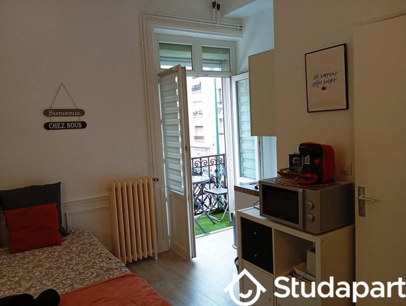 Appartement - 15 m² - 1 pièce