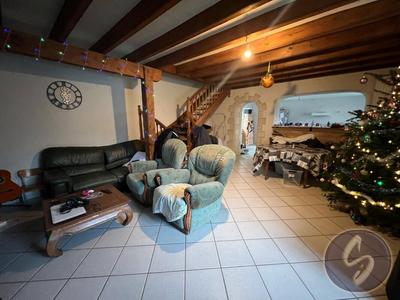 Maison - 153 m² - 6 pièces