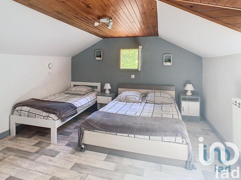 Maison - 325 m² - 14 pièces