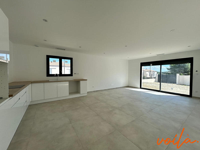 Maison - 99 m² - 4 pièces