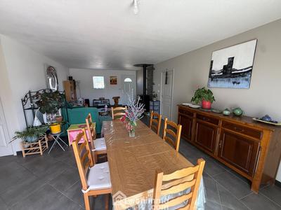 Maison - 92 m² - 4 pièces