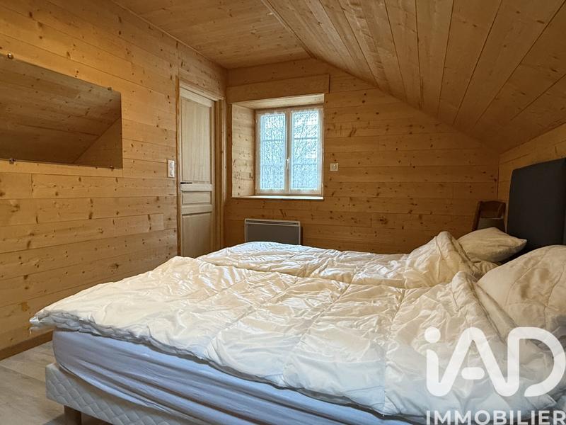 Maison - 250 m² - 11 pièces