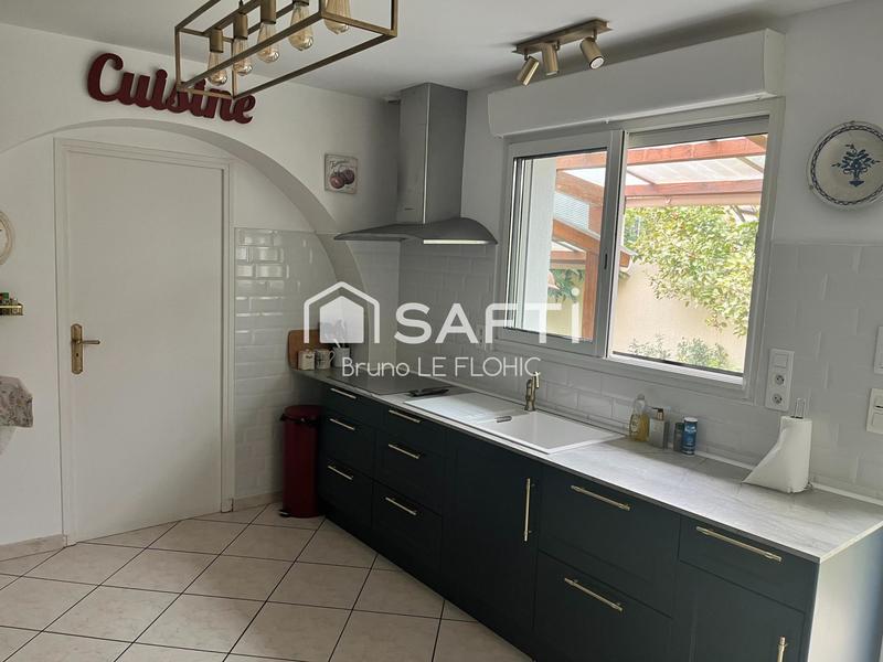 Maison - 177 m² - 6 pièces