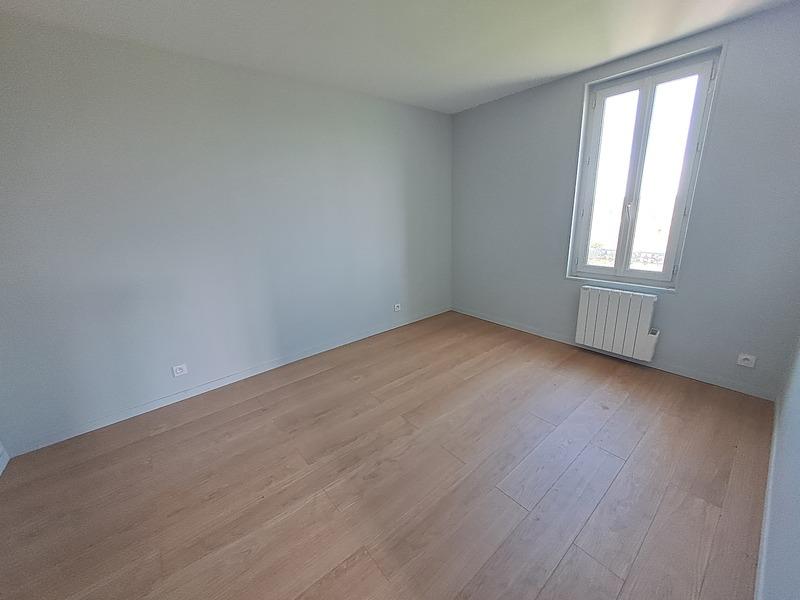 Propriété - 318 m² - 10 pièces