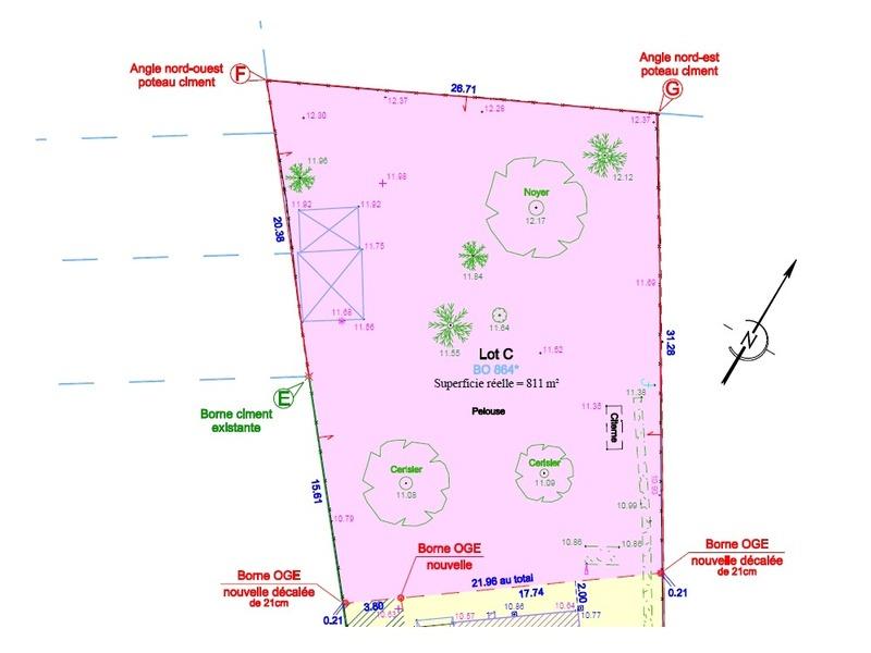 Terrain constructible - 811 m²