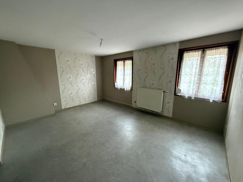 Maison - 95 m² - 6 pièces