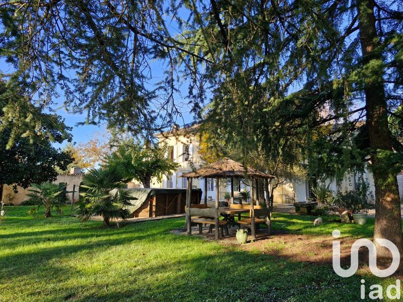 Maison - 356 m² - 10 pièces