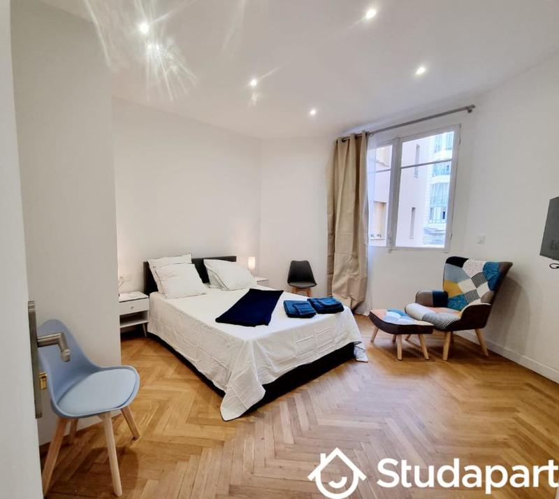 Chambre - 19 m² - 1 pièce