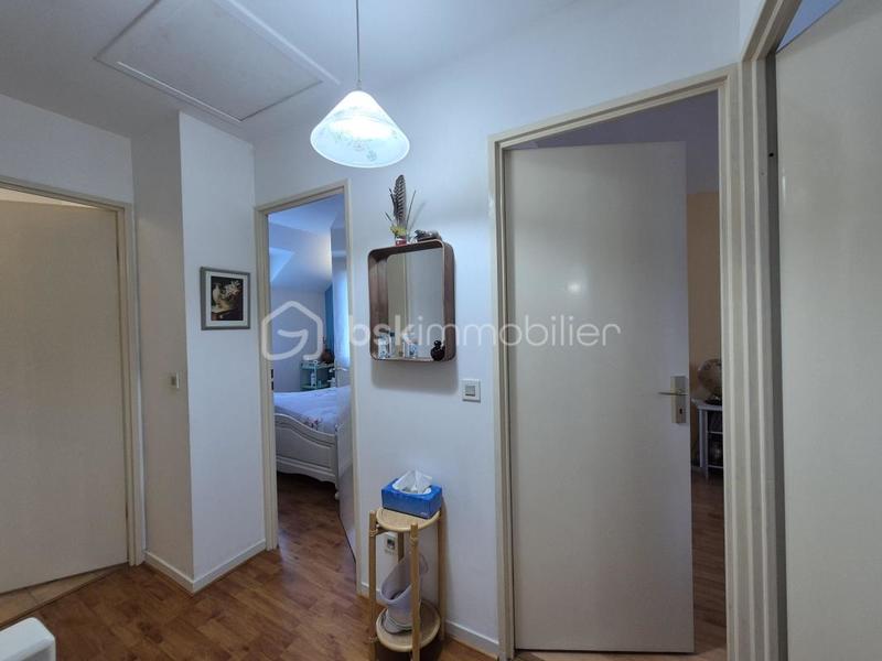 Maison - 94 m² - 5 pièces