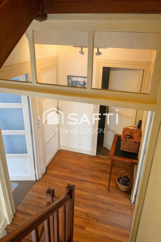 Maison de ville - 166 m² - 7 pièces