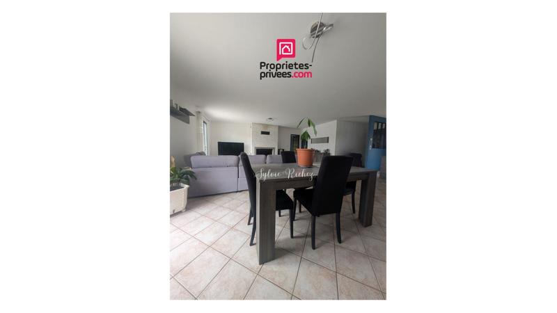 Maison - 170 m² - 6 pièces