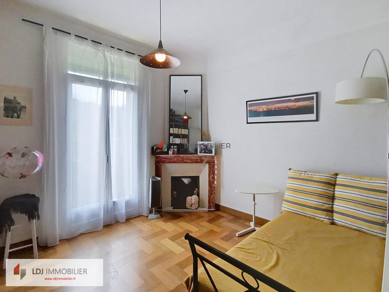 Maison - 186 m² - 7 pièces