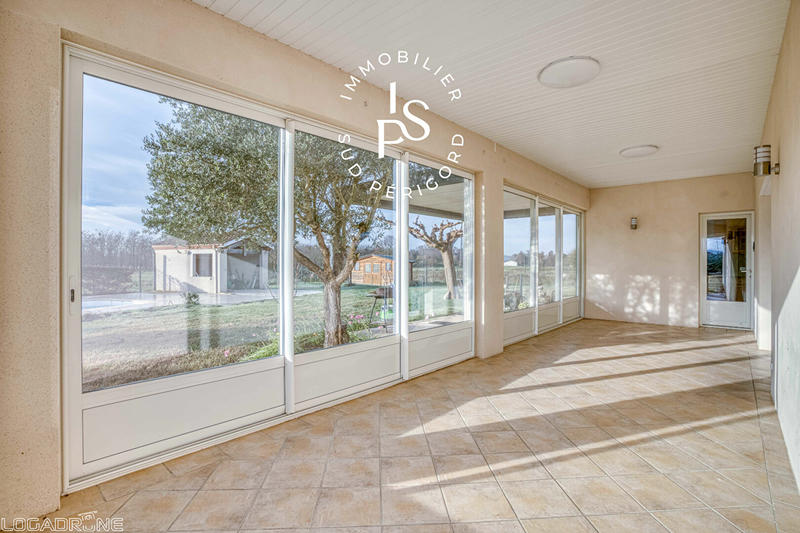 Maison - 178 m² - 5 pièces