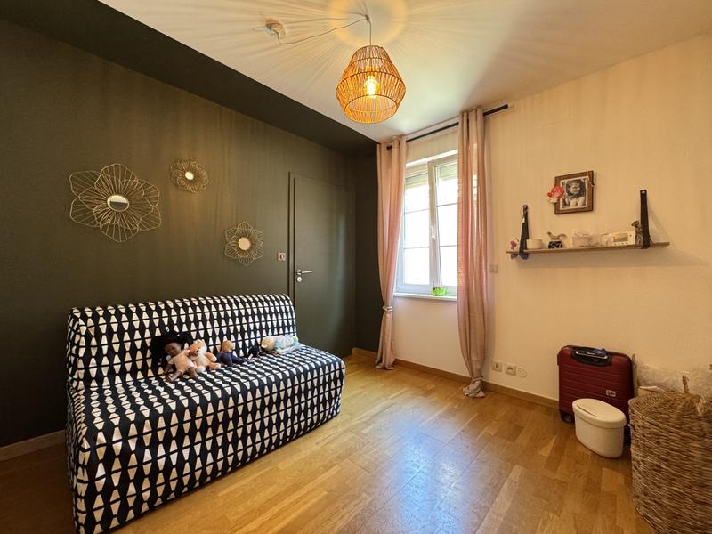 Maison - 170 m² - 6 pièces