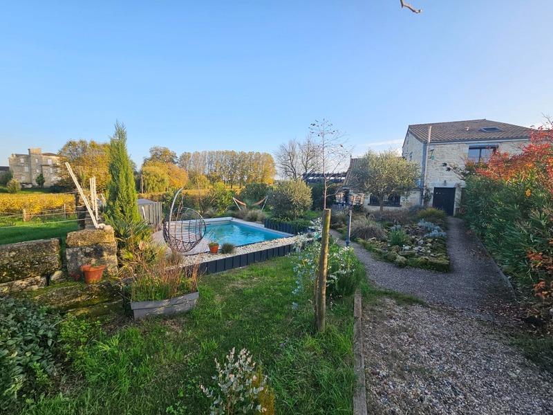 Maison en pierre - 175 m² - 7 pièces