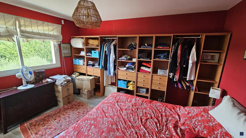 Maison contemporaine - 273 m² - 9 pièces