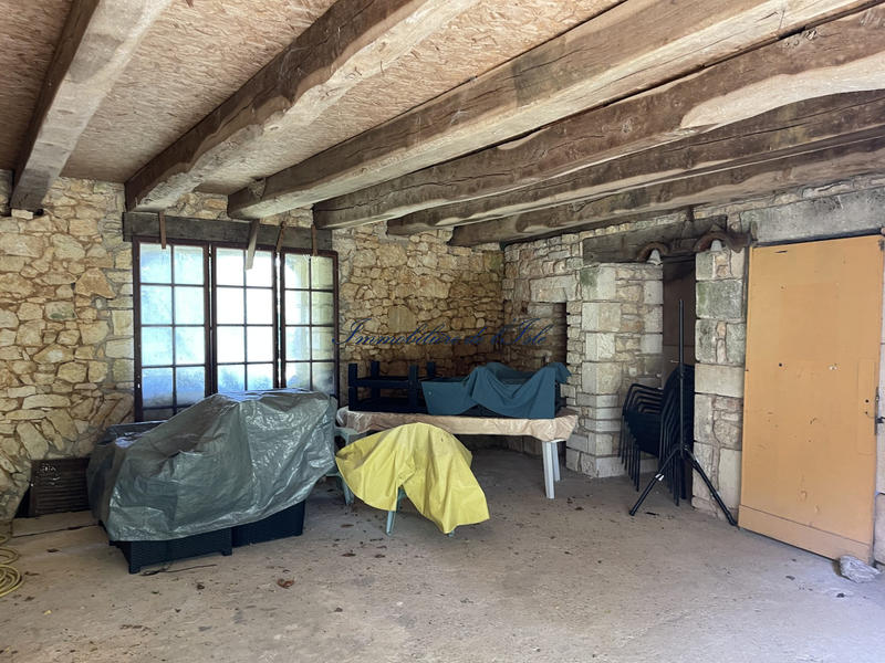 Maison - 230 m² - 9 pièces