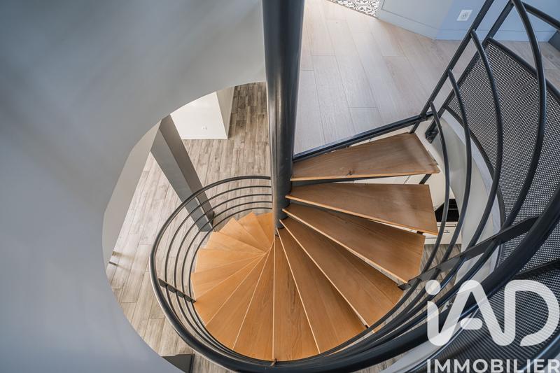 Maison - 152 m² - 7 pièces