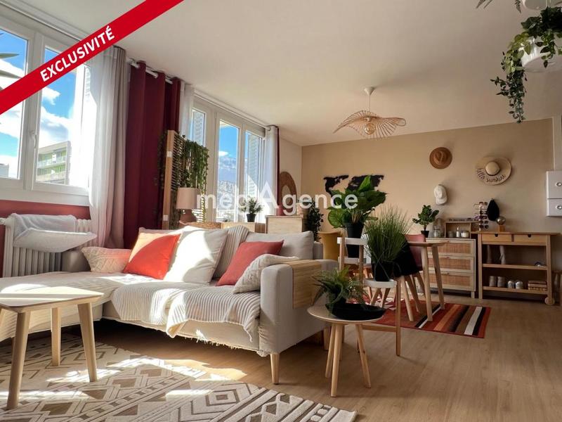 Appartement - 60 m² - 2 pièces