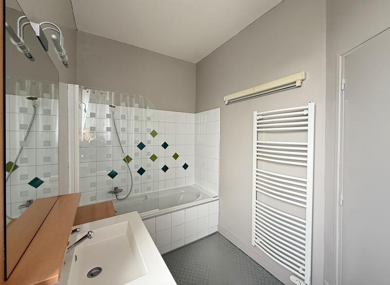 Appartement - 95 m² - 5 pièces