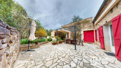 Maison - 512 m² - 12 pièces