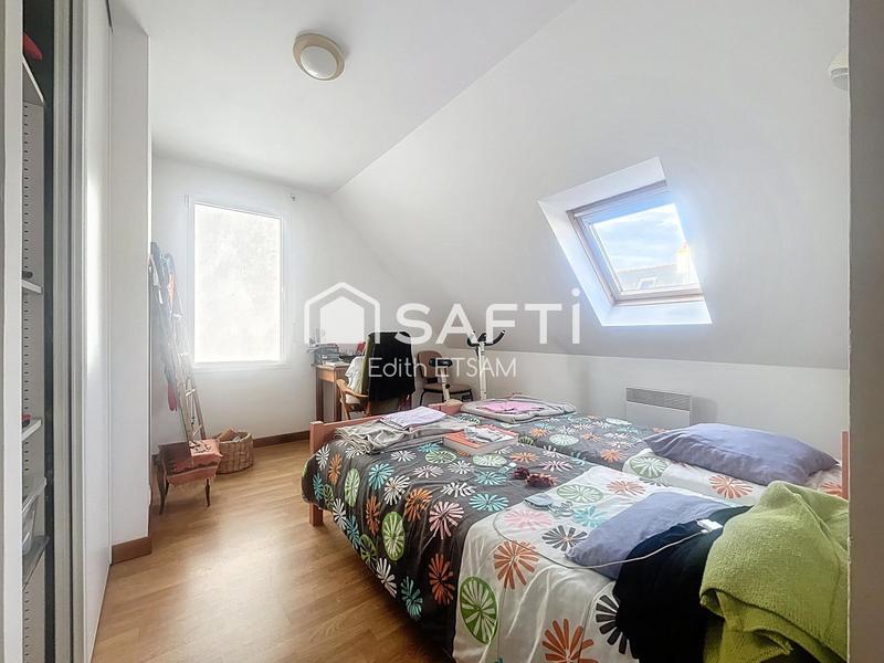 Maison - 95 m² - 5 pièces