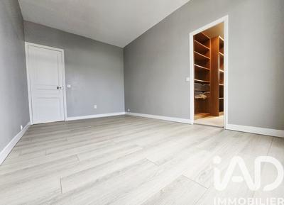 Maison de maîtres - 137 m² - 5 pièces