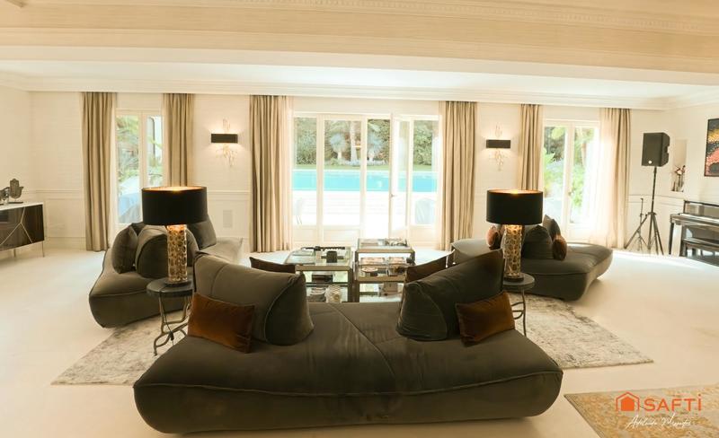 Villa - 419 m² - 10 pièces